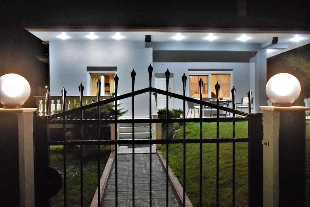 Deppy'S House Κοντά Στα Λουτρά Πόζαρ Apartment Chrysi Екстериор снимка